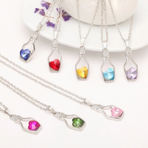 (Last 1) Austrian Crystal Necklace made w/Swarovsk - Picture 2 of 5